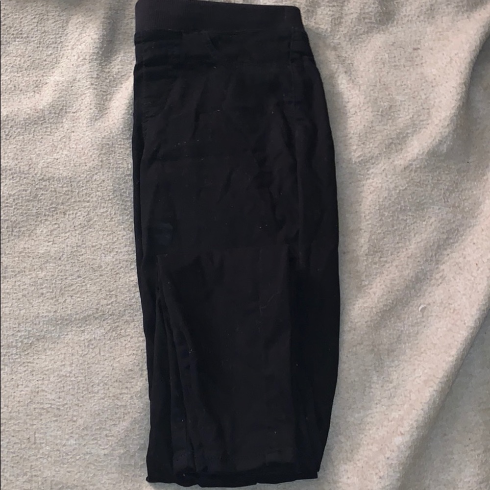 Black jeggings